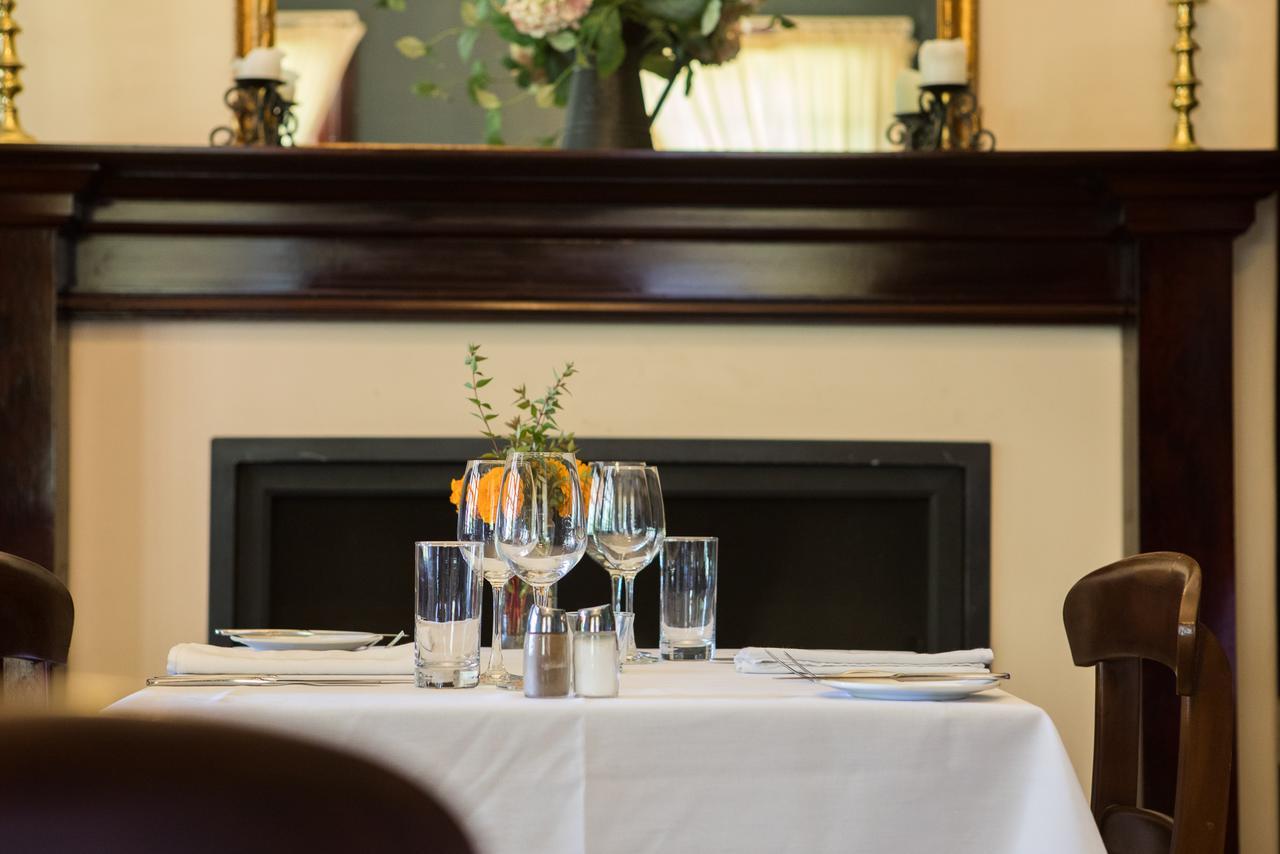 Petersons Armidale Winery And Guesthouse Екстер'єр фото